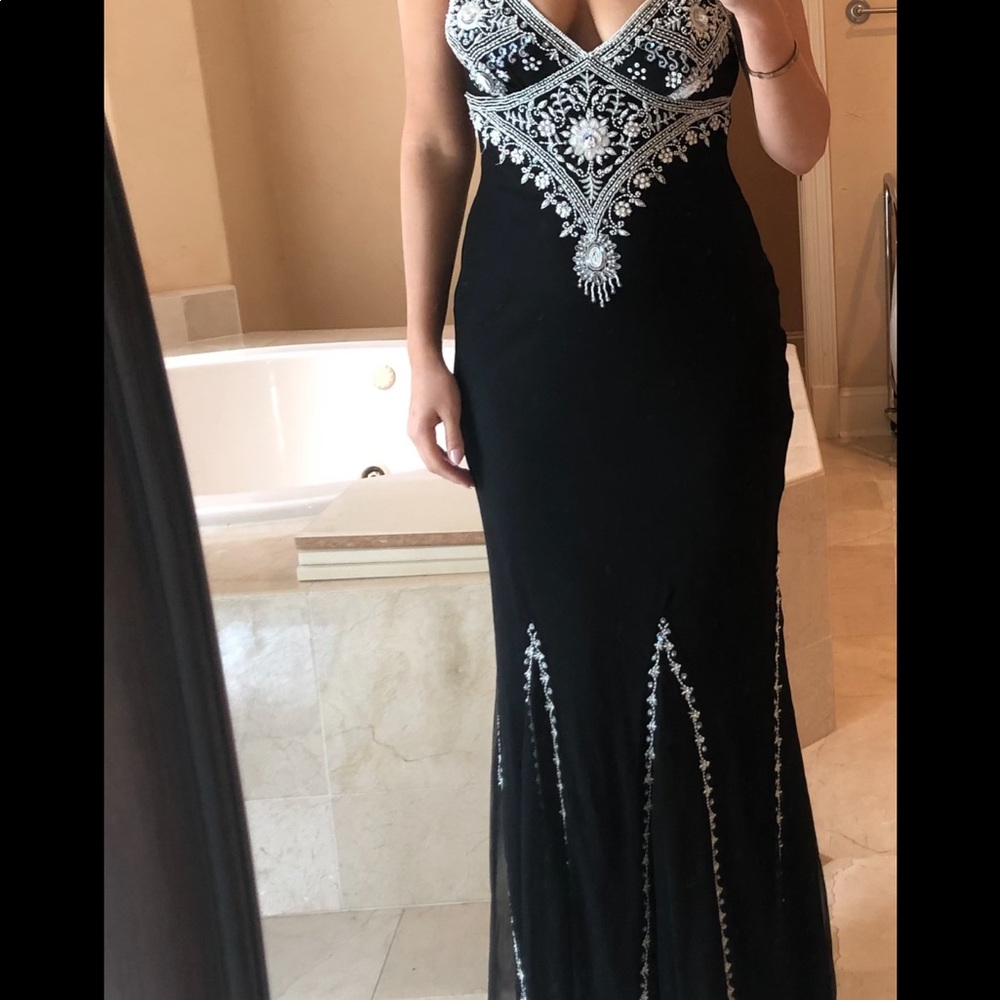 Beautiful black dress